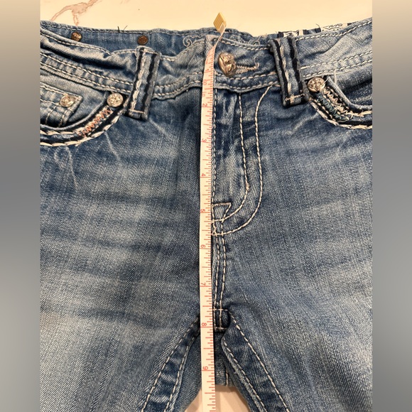 🌸Miss Me distressed pocket capri jeans size 31🌸 - Picture 9 of 10